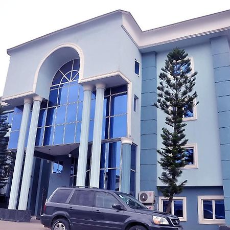 Dluxx Villa & Suites Ikeja Exterior photo