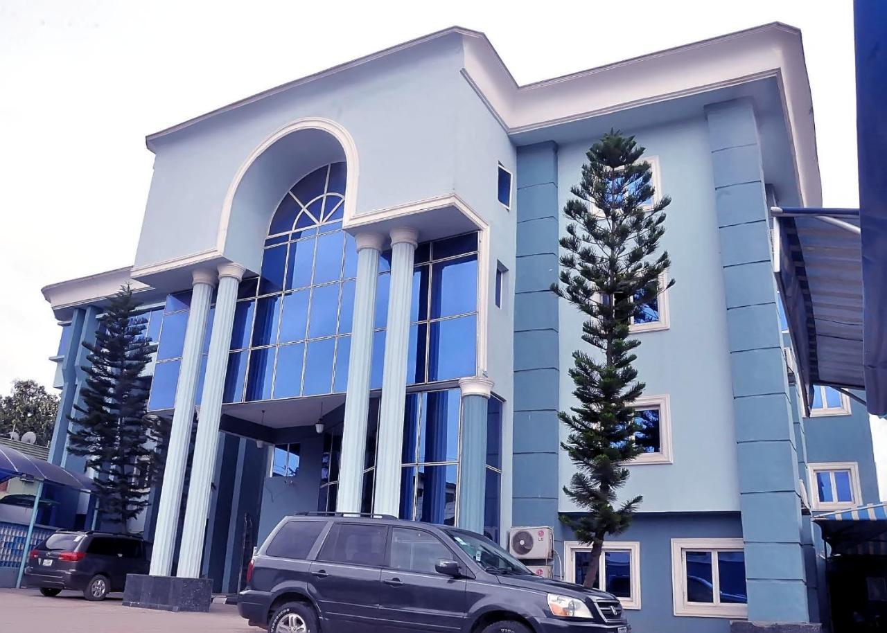 Dluxx Villa & Suites Ikeja Exterior photo